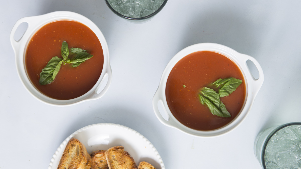 Spanish Tomato Basil Soup HCG Phase 2 Recipe